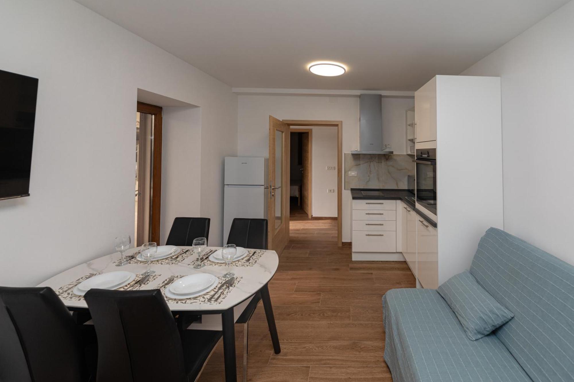 Apartma Oljka アンカラン エクステリア 写真